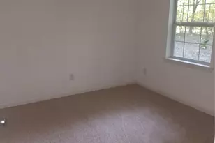 5234 Ripplebrook Dr, Houston, TX 77045 - Photo 11