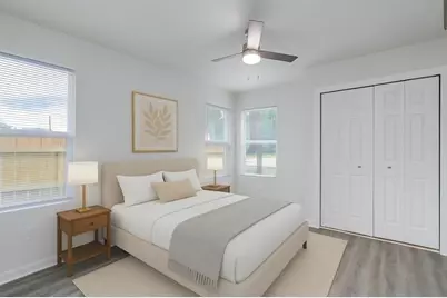 7713 St Lo Road, Houston, TX 77033 - Photo 9