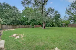 7713 St Lo Rd, Houston, TX 77033 - Photo 27