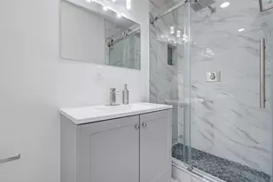 7713 St Lo Rd, Houston, TX 77033 - Photo 21