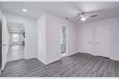 7713 St Lo Road, Houston, TX 77033 - Photo 19