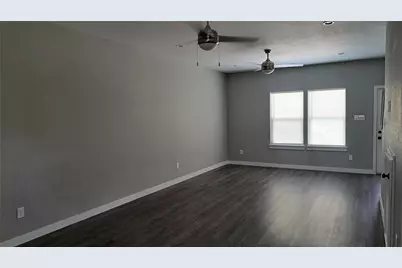 9806 Fillmore Street #B, Houston, TX 77029 - Photo 5