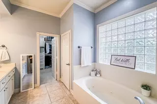 38 E Thymewood Pl, The Woodlands, TX 77382 - Photo 33