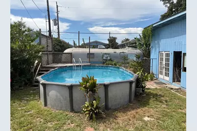 910 Avenue L, Galveston, TX 77550 - Photo 17