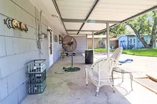 1411 15th Ave N, Texas City, TX 77590 - Photo 11