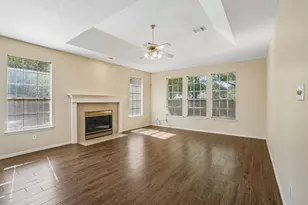 15415 Truslow Point Ln, Sugar Land, TX 77478 - Photo 5