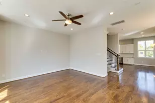 1809 Napa Creek Ln, Houston, TX 77009 - Photo 9