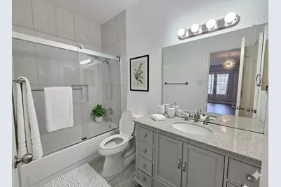 3800 Tanglewilde Street #605, Houston, TX 77063 - Photo 11