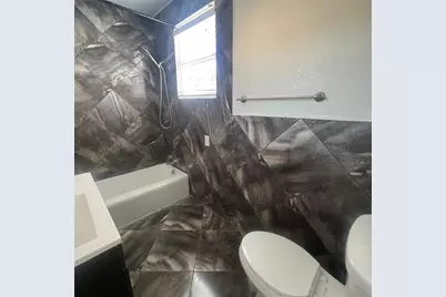 2809 Avenue O 1/2, Galveston, TX 77550 - Photo 17