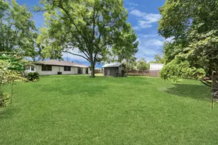 2002 W Hwy 6, Alvin, TX 77511 - Photo 7