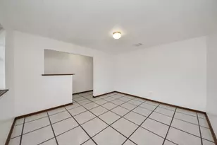 2002 W Hwy 6, Alvin, TX 77511 - Photo 11