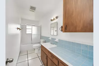 2002 W Highway 6, Alvin, TX 77511 - Photo 19