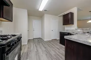 4214 Silver Ranch Rd, Houston, TX 77014 - Photo 3