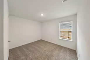 1683 Portia Ln, Conroe, TX 77301 - Photo 17