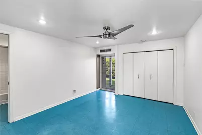 1310 Harbor View Drive, Galveston, TX 77550 - Photo 9