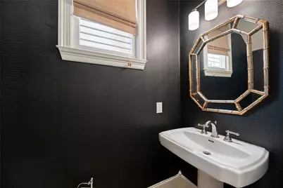 318 W 17th Street, Houston, TX 77008 - Photo 19