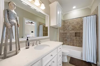 318 W 17th Street, Houston, TX 77008 - Photo 31