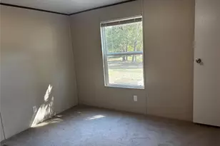 10 W E Walnut Lake Dr Dr, Huntsville, TX 77320 - Photo 11