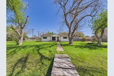 2725 Redbud Lane, Alvin, TX 77511 - Photo 13