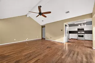 3811 Suttonford Dr, Houston, TX 77066 - Photo 11