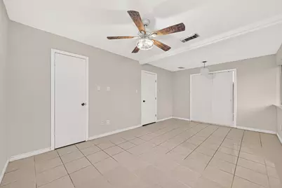 3811 Suttonford Drive, Houston, TX 77066 - Photo 19