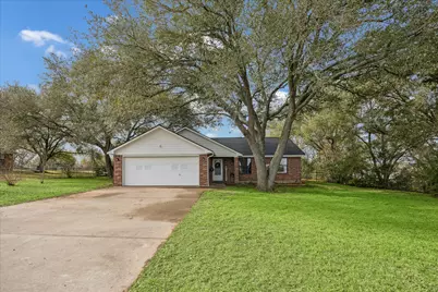 313 W Nichols Street, Bellville, TX 77418 - Photo 1