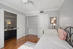 7575 Katy Fwy, Houston, TX 77024 - Photo 11