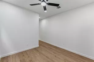 760 Lucky St, Houston, TX 77088 - Photo 11
