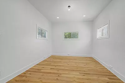 6405 Woodrow Street, Texas City, TX 77591 - Photo 9