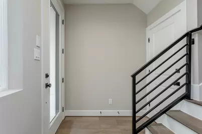 1439 W 25th Street #B, Houston, TX 77008 - Photo 3