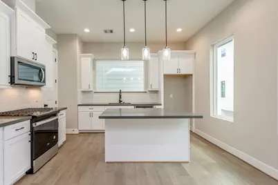 1439 W 25th Street #B, Houston, TX 77008 - Photo 17