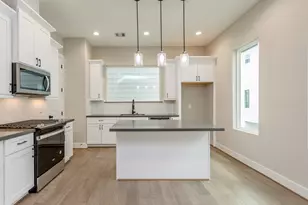 1439 W 25th St, Houston, TX 77008 - Photo 17