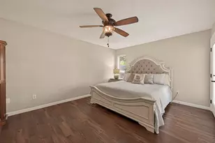 12306 Riverbend Dr, Mont Belvieu, TX 77523 - Photo 27