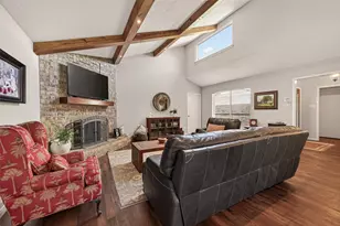 12306 Riverbend Dr, Mont Belvieu, TX 77523 - Photo 11