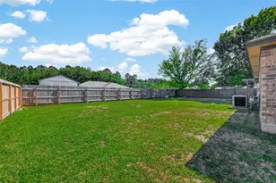 12306 Riverbend Dr, Mont Belvieu, TX 77523 - Photo 39