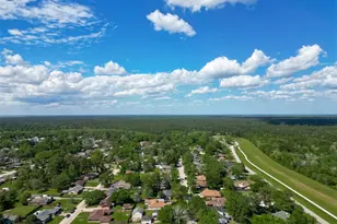 12306 Riverbend Dr, Mont Belvieu, TX 77523 - Photo 45