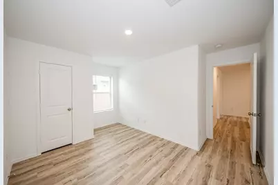140 Austin Street, Angleton, TX 77515 - Photo 23