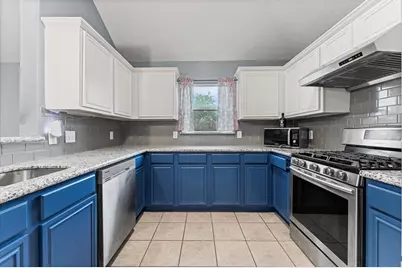 11919 Piney Bend Drive, Tomball, TX 77375 - Photo 7