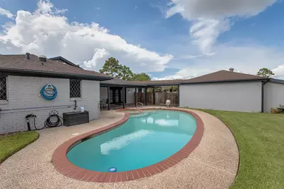 10514 Sagemeadow Court, Houston, TX 77089 - Photo 29