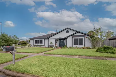 10514 Sagemeadow Court, Houston, TX 77089 - Photo 33