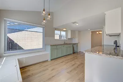 1231 Bramblebury Drive, Sugar Land, TX 77498 - Photo 15