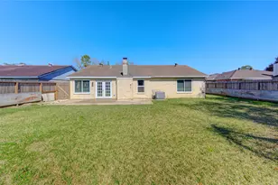 1231 Bramblebury Dr, Sugar Land, TX 77498 - Photo 31