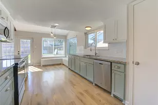 1231 Bramblebury Dr, Sugar Land, TX 77498 - Photo 11