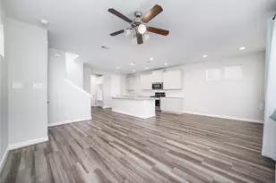 10008 Waving Grain Ln, Houston, TX 77080 - Photo 7