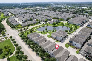 10008 Waving Grain Ln, Houston, TX 77080 - Photo 3