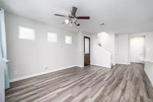 10008 Waving Grain Ln, Houston, TX 77080 - Photo 11