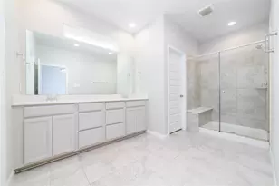 10008 Waving Grain Ln, Houston, TX 77080 - Photo 17