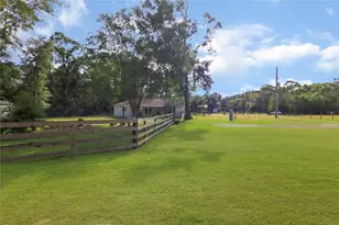 79 E Pine Dr, Huffman, TX 77336 - Photo 15