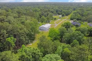 79 E Pine Dr, Huffman, TX 77336 - Photo 13