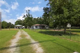 79 E Pine Dr, Huffman, TX 77336 - Photo 17